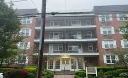  N Grove St Apt 4o