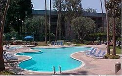  N Bellflower Blvd Uni