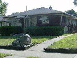  N 75th St