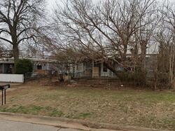  Farris St