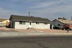  E Roeser Rd