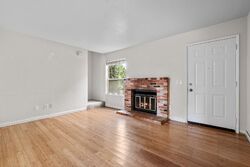  Newhall Dr