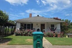  Elmwood St