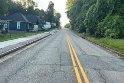  W Main St
