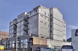  31st Ave Ne Apt 208