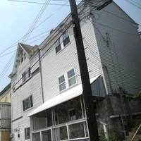  Lippert St