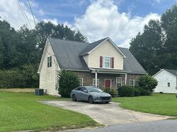  Bradley Cir