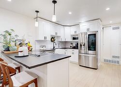  Cottonwood Dr