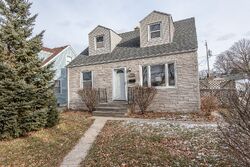  N 79th St