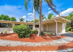  Gulfstream Ln