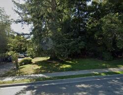  Redwood Rd