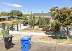  1/2 Amboy Ave