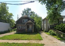  N 11th St