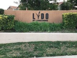  Lakeshore Dr