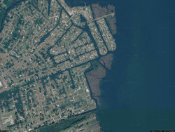  Edgewater Dr