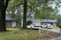  Longwood Dr