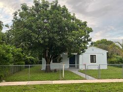  Nw 121st St