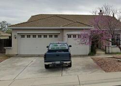  Lakebreeze Dr