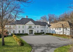  Old Round Hill Ln