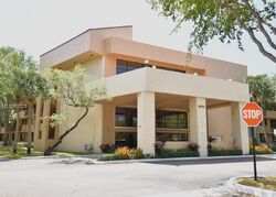  W Sunrise Blvd Apt 30