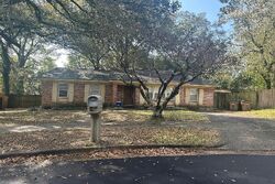  Suwannee Cir