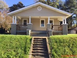  Cameron Ave