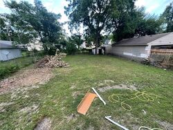 E 38th Ct