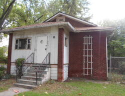  S Vernon Ave