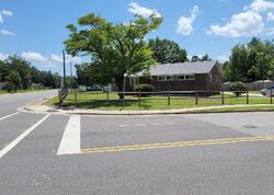 Henderson Dr