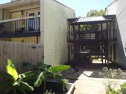 6th Crompton Sq
