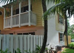  Seabreeze Cir
