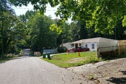 Hanes Dr