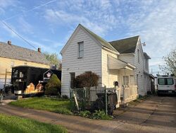  Lawn Ave