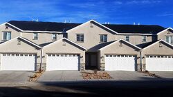  E Fiddlers Canyon Rd 