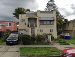  35th St