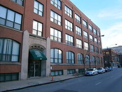  S Indiana Ave Apt 413