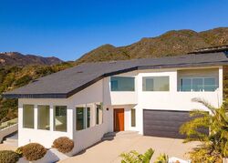  Shoreheights Dr