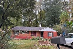  Pin Oak Way