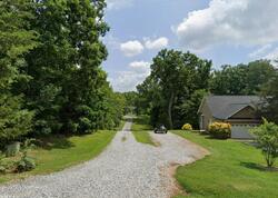  Lawrence Farm Ln
