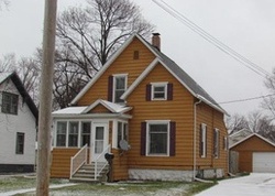  Caine St