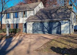  Rolling Meadows Ln