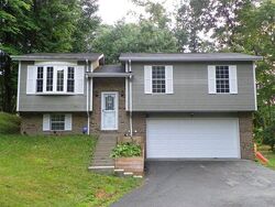  Azalea Cir