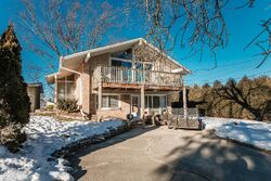  N Port Washington Rd