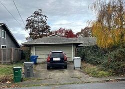  Tacoma Ave Ne