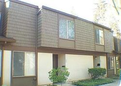  Larchmont Square Ln