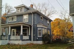  Mcbride St