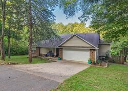 S Red Oak Ave