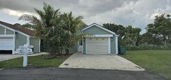  Se Gainswood Ct