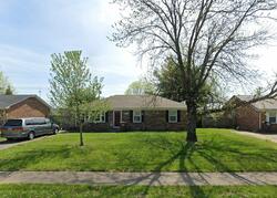  Oakmont Dr