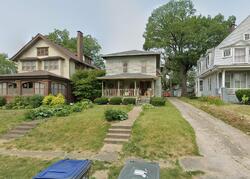  N Walnut St